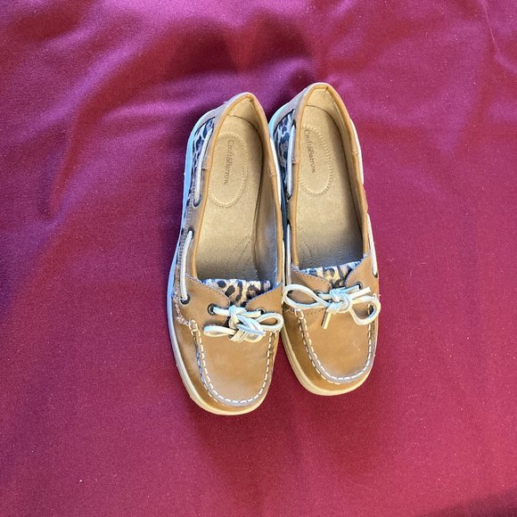 Women's slip on boat shoes - Picture 2 of 5